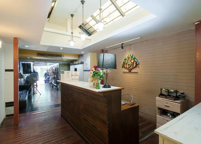 Dancenter Khaosan Park Hotel 3*