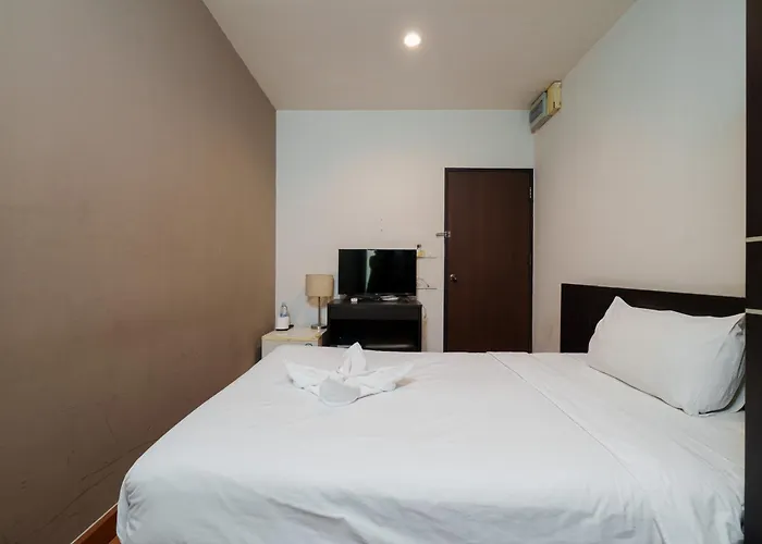 Hotel Dancenter Khaosan Park 3*