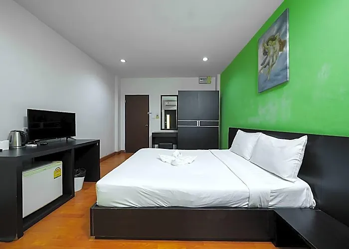 Dancenter Khaosan Park 3*