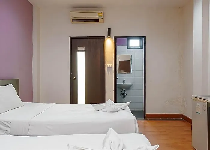 Dancenter Khaosan Park Hotel